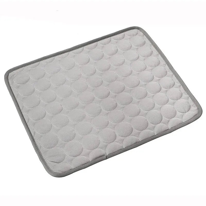 Tapis rafraîchissant pour animaux de compagnie, idéal pour l'été, pour chats et chiens. Coussin de couchage et couverture rafraîchissante pour canapé, résistante et durable.